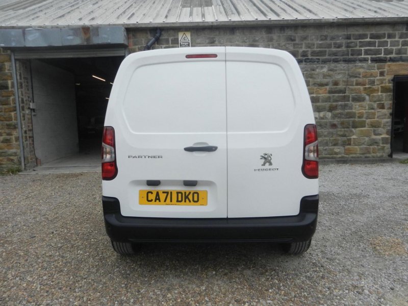 PEUGEOT PARTNER