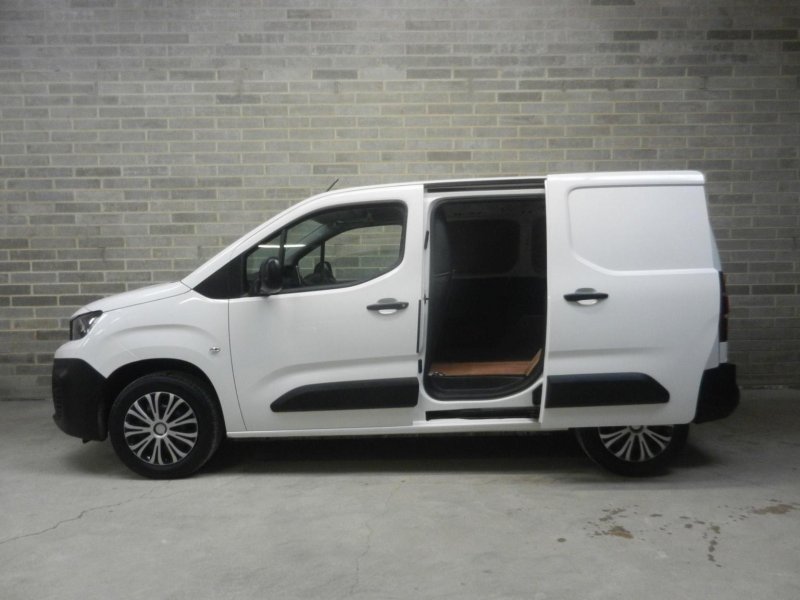 View PEUGEOT PARTNER 1.5 BlueHDi 1000 Professional Premium Standard Panel Van SWB Euro 6 5dr