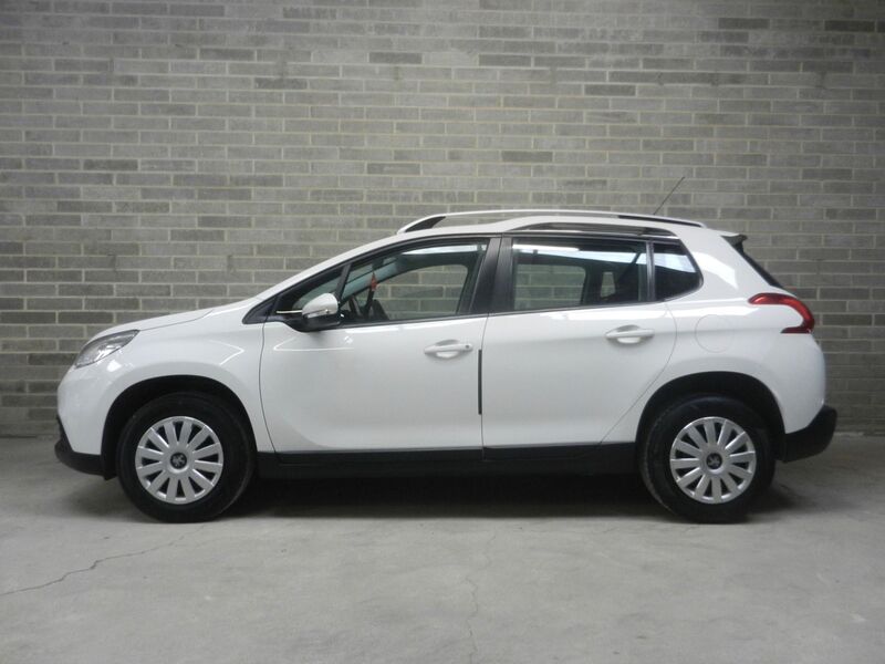 View PEUGEOT 2008 1.4 HDi Access+ Euro 5 5dr