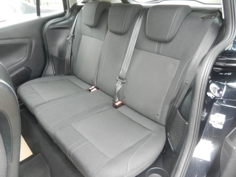FORD B-MAX