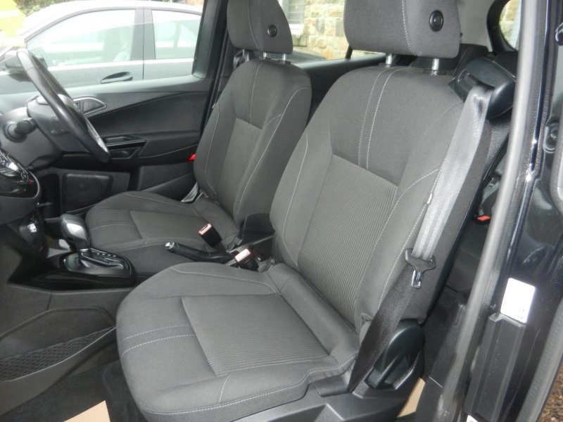 FORD B-MAX
