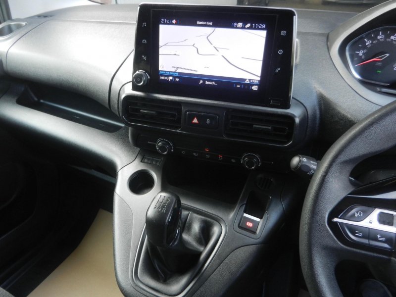 PEUGEOT PARTNER