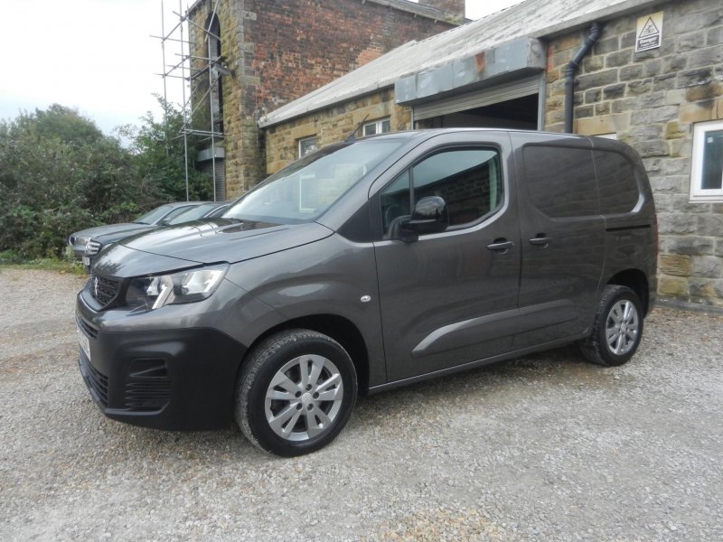 PEUGEOT PARTNER
