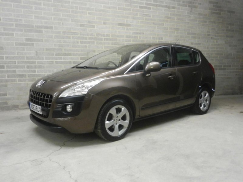 View PEUGEOT 3008 1.6 HDi Active Euro 5 5dr