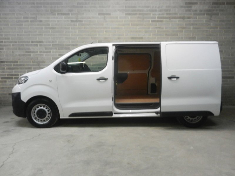 View PEUGEOT EXPERT 1.5 BlueHDi 1000 Professional Standard Panel Van MWB Euro 6 (s/s) 6dr
