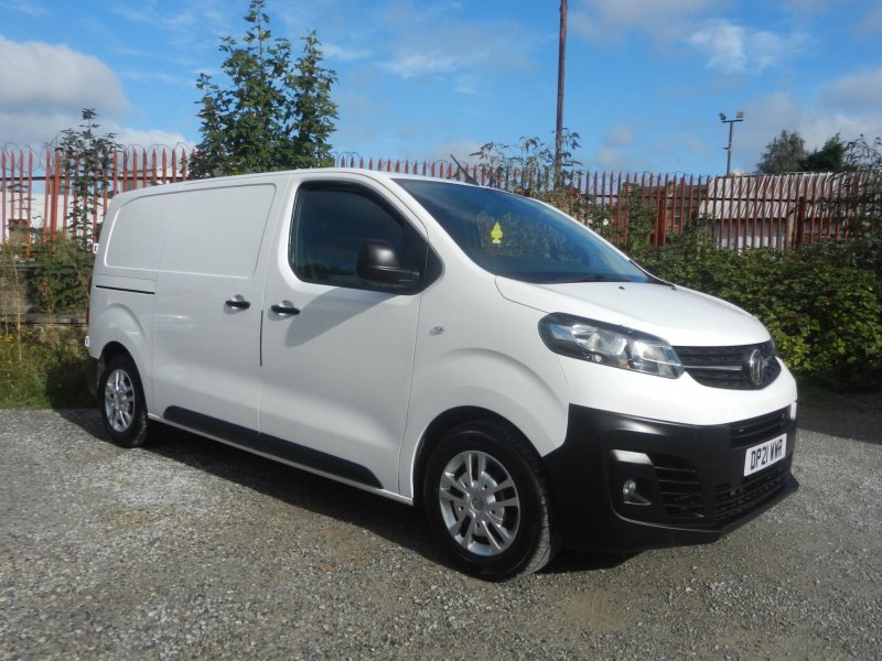 VAUXHALL VIVARO
