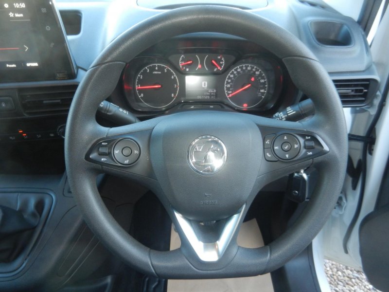 VAUXHALL COMBO