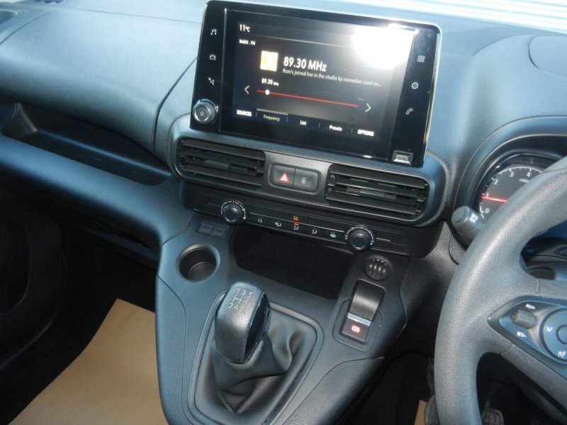 VAUXHALL COMBO