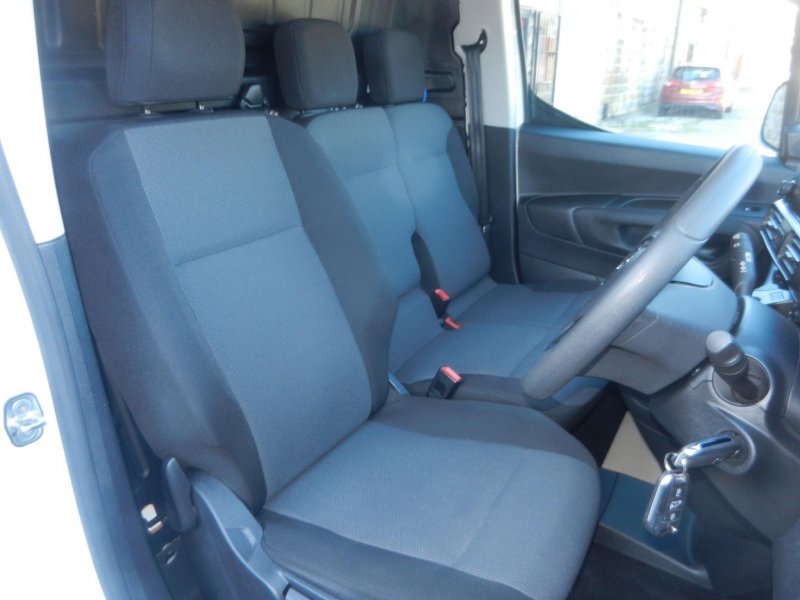 VAUXHALL COMBO