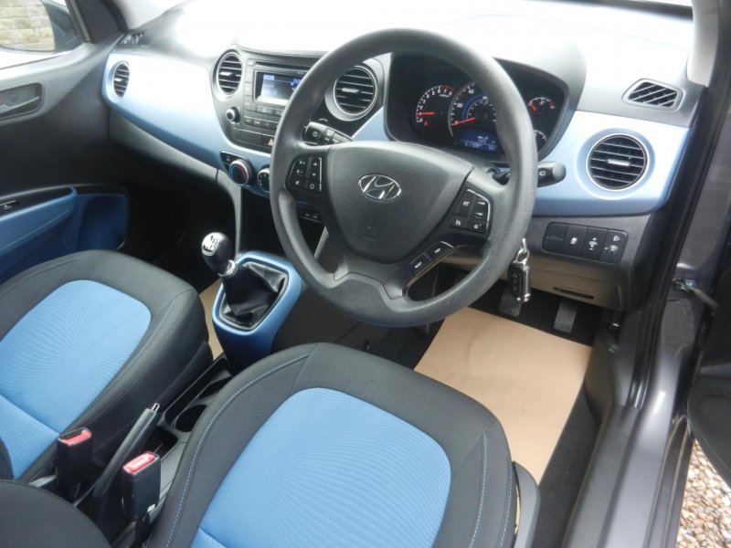 HYUNDAI I10