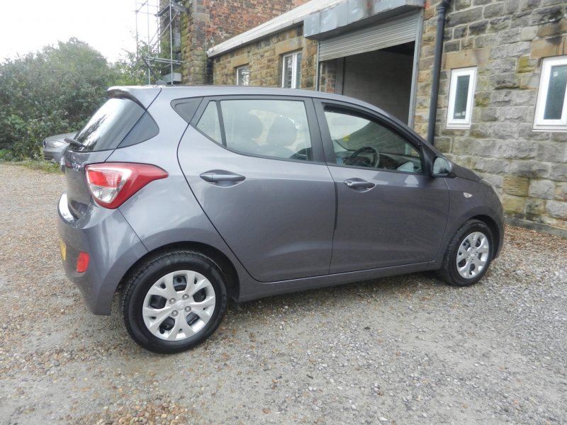HYUNDAI I10