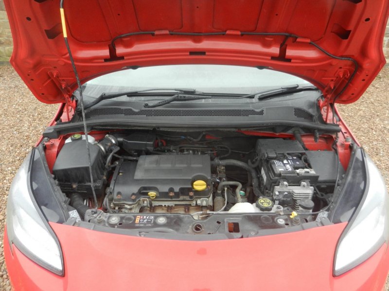 VAUXHALL CORSA