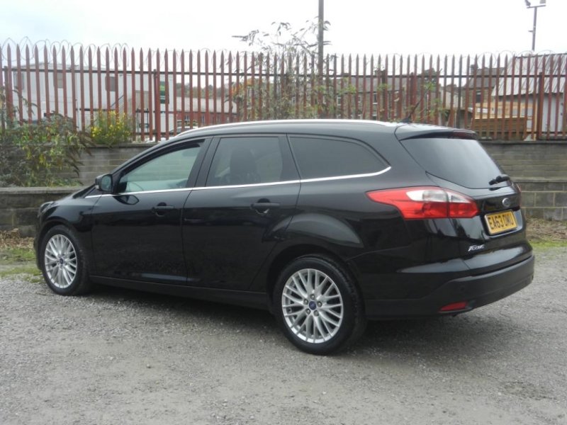 View FORD FOCUS 1.6 TDCi Zetec Navigator Euro 5 (s/s) 5dr