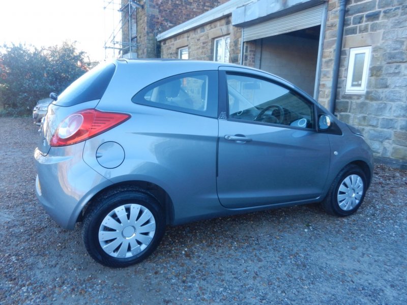 FORD KA