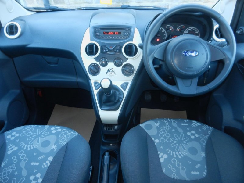 FORD KA