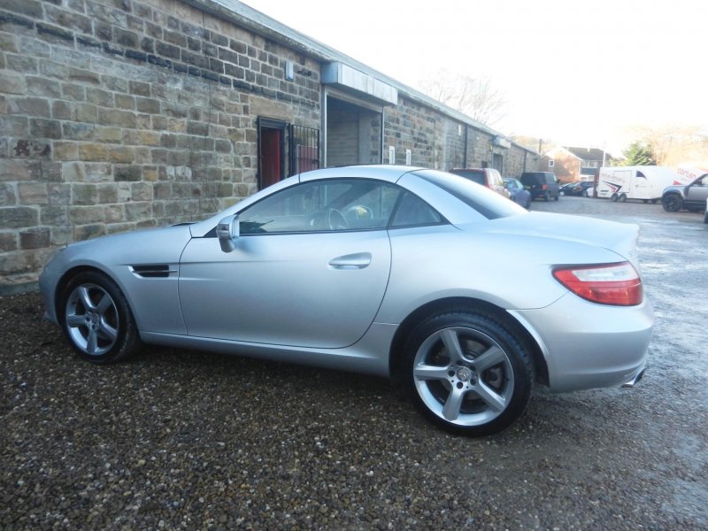 MERCEDES-BENZ SLK