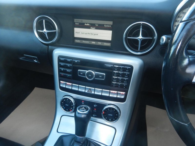 MERCEDES-BENZ SLK