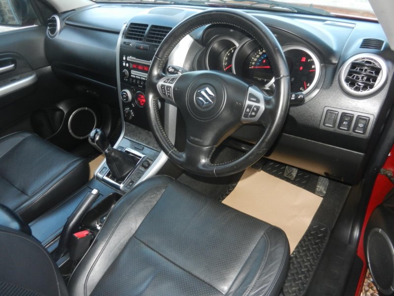 SUZUKI GRAND VITARA