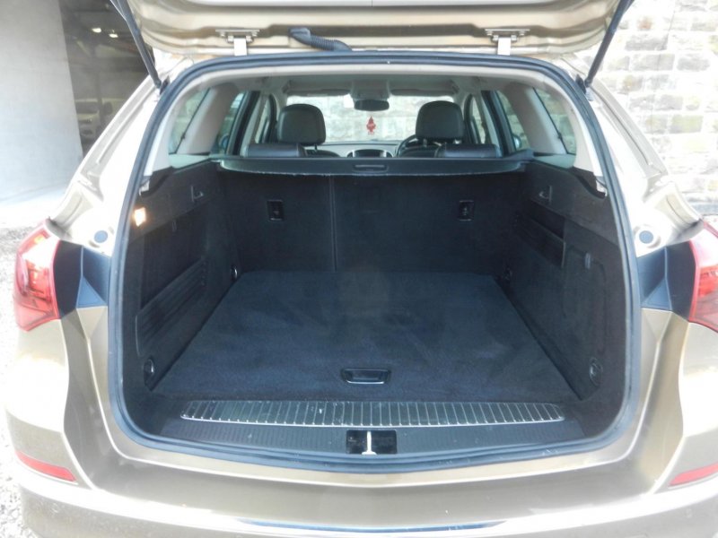 VAUXHALL ASTRA
