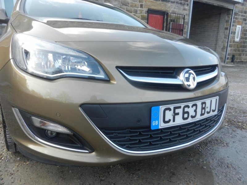 VAUXHALL ASTRA