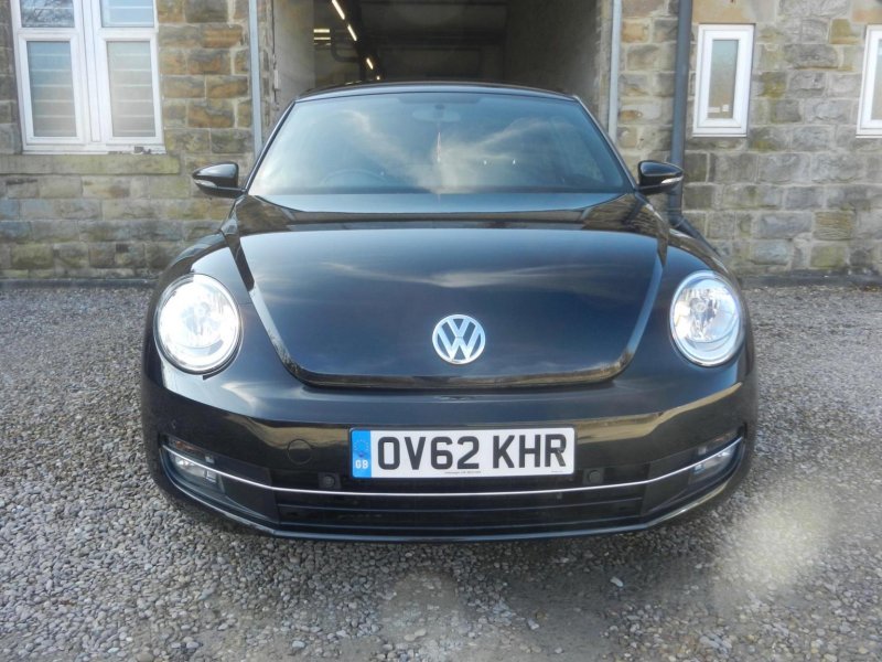 VOLKSWAGEN BEETLE