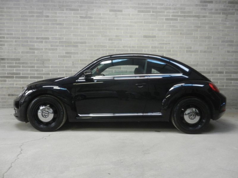 View VOLKSWAGEN BEETLE 1.2 TSI Design DSG Euro 5 3dr
