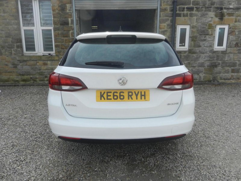 VAUXHALL ASTRA