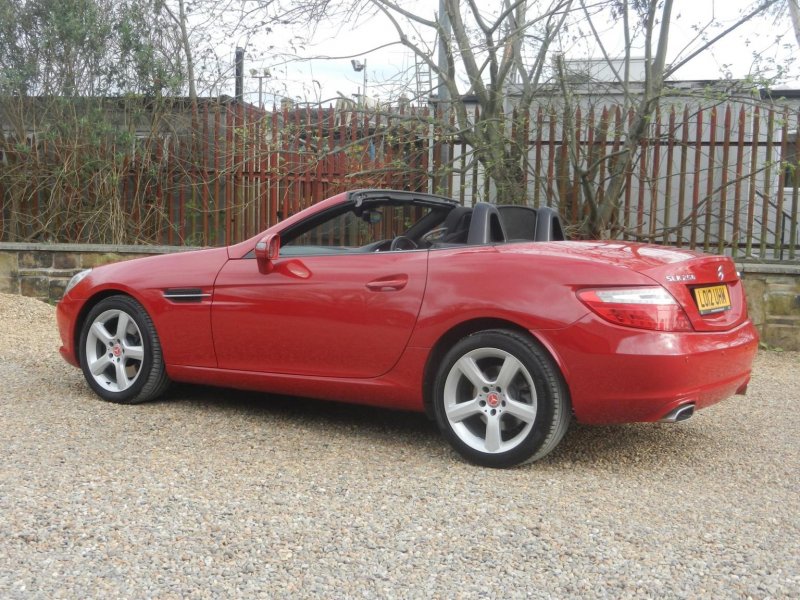 View MERCEDES-BENZ SLK 2.1 SLK250 CDI BlueEfficiency G-Tronic+ Euro 5 (s/s) 2dr