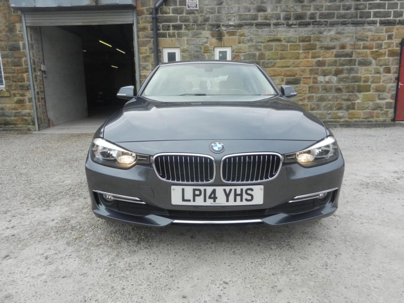 BMW 3 SERIES