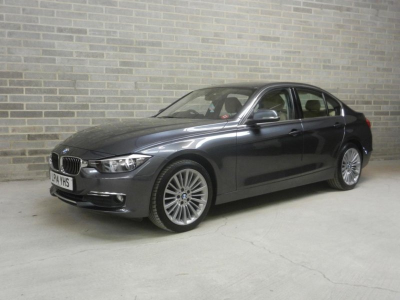 View BMW 3 SERIES 2.0 320d Luxury Euro 5 (s/s) 4dr