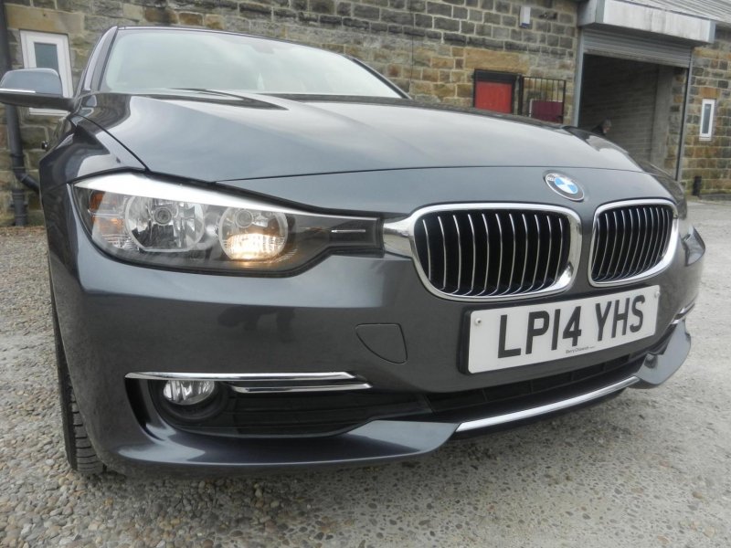 BMW 3 SERIES