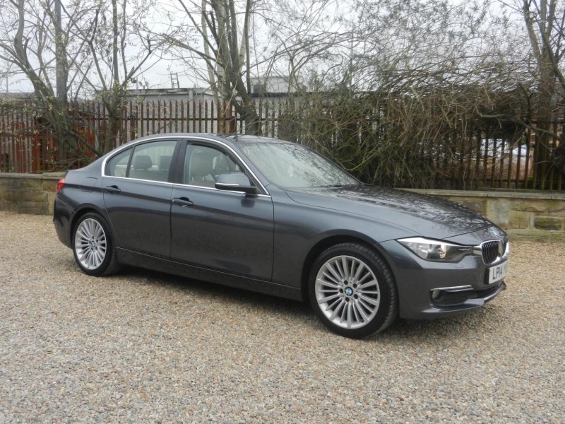 BMW 3 SERIES