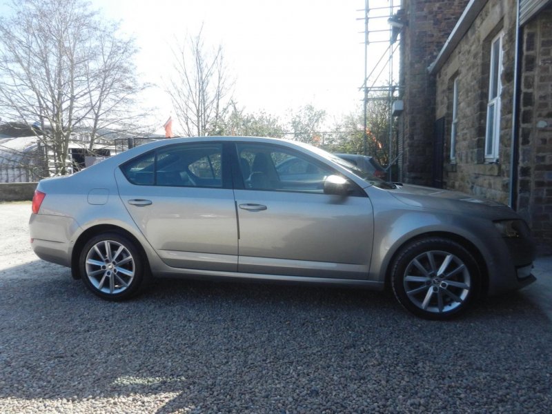 SKODA OCTAVIA