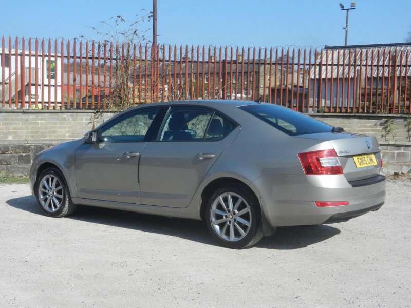SKODA OCTAVIA