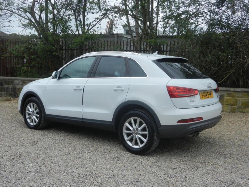 View AUDI Q3 2.0 TDI SE S Tronic quattro Euro 5 (s/s) 5dr