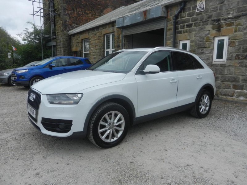 AUDI Q3