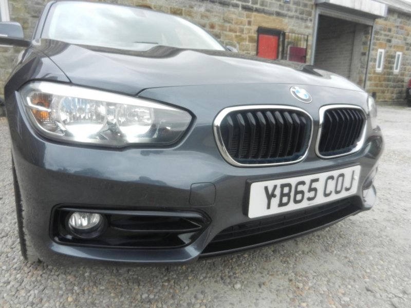 BMW 1 SERIES