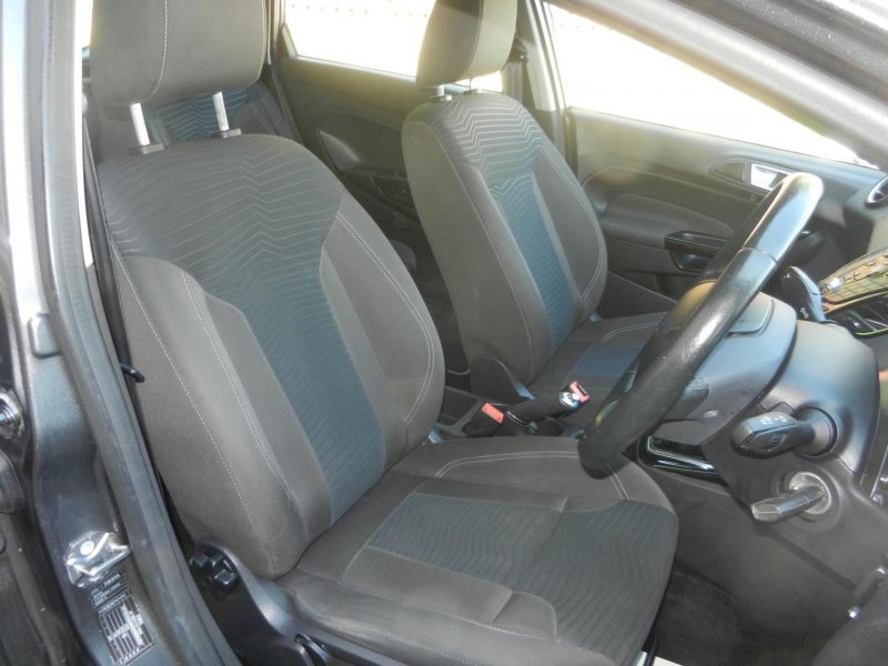 FORD FIESTA