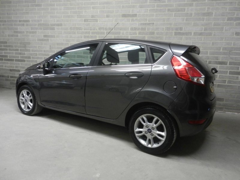 View FORD FIESTA 1.5 TDCi Zetec Euro 6 5dr
