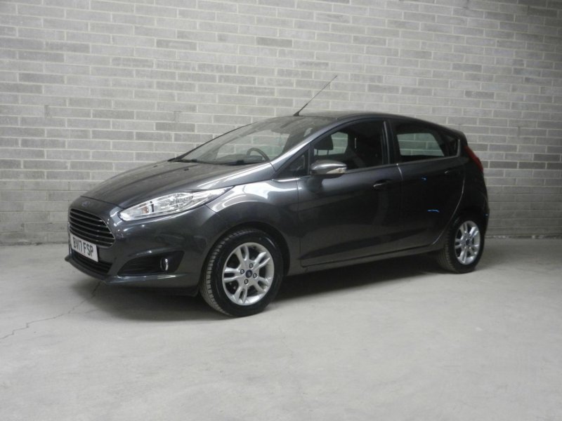 View FORD FIESTA 1.5 TDCi Zetec Euro 6 5dr