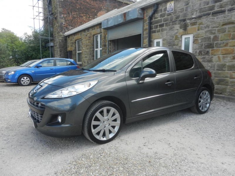 PEUGEOT 207