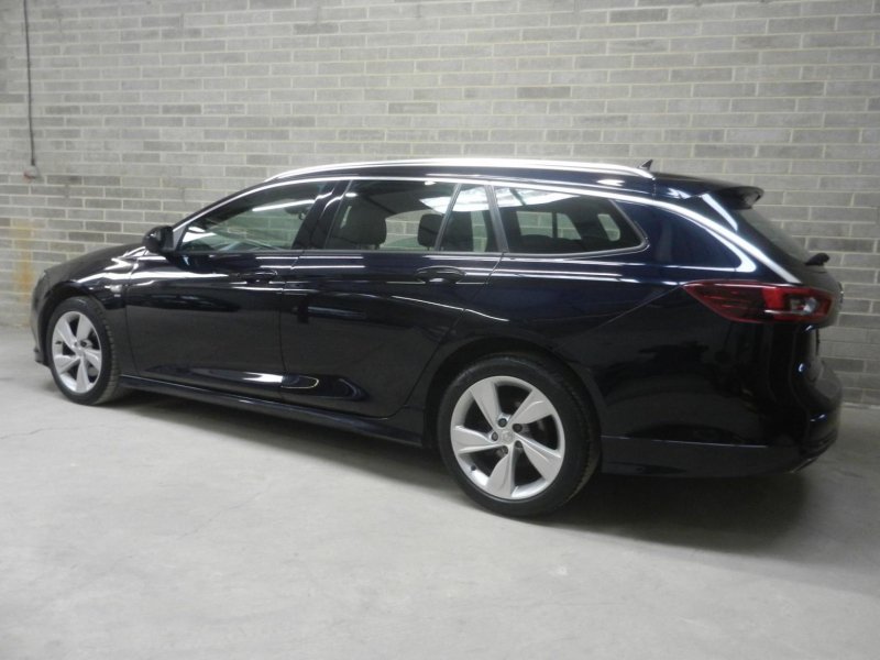 View VAUXHALL INSIGNIA 2.0 Turbo D BlueInjection SRi VX Line Nav Sports Tourer Euro 6 (s/s) 5dr
