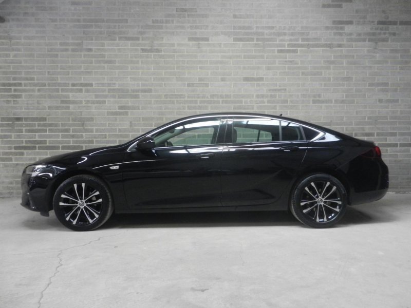 View VAUXHALL INSIGNIA 1.5 Turbo D Design Grand Sport Euro 6 (s/s) 5dr
