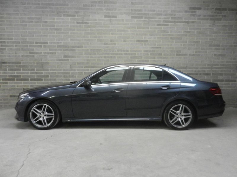 View MERCEDES-BENZ E CLASS 2.1 E250 CDI AMG Line G-Tronic+ Euro 5 (s/s) 4dr