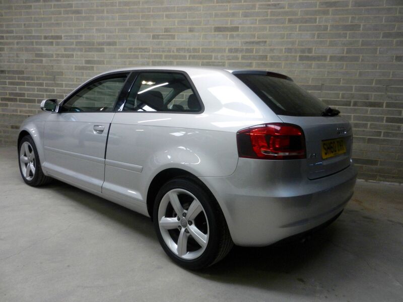 View AUDI A3 1.6 Technik Euro 5 3dr