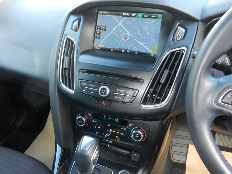 FORD FOCUS