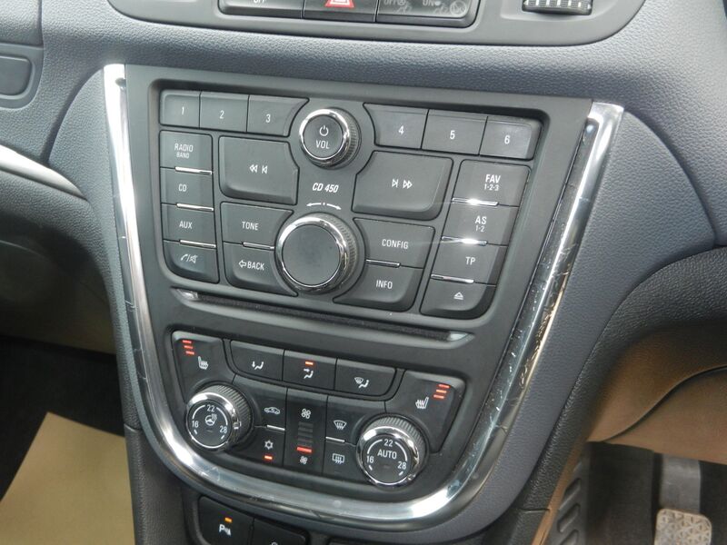 VAUXHALL MOKKA