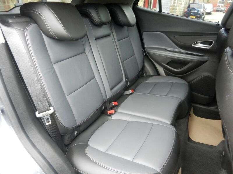 VAUXHALL MOKKA