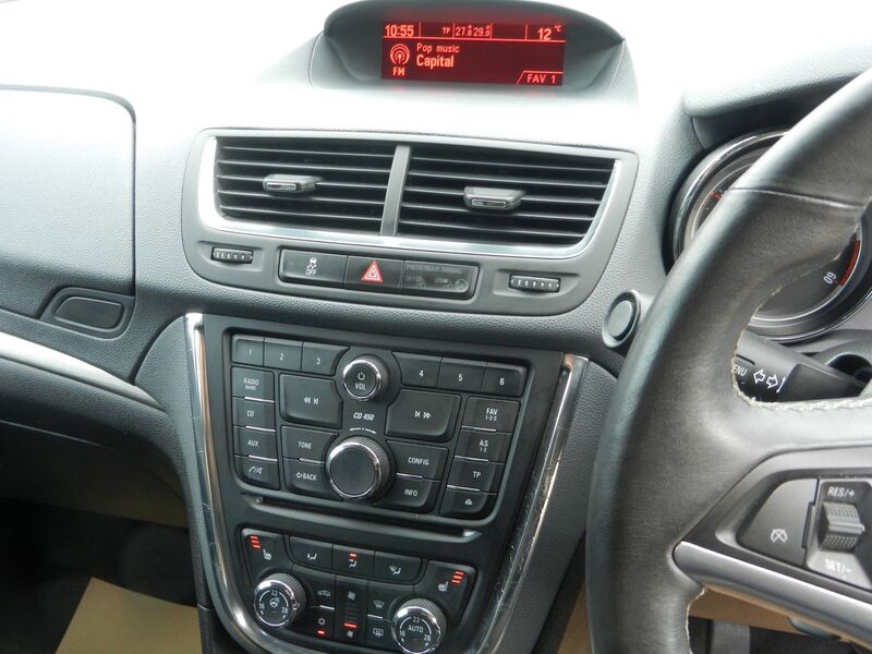 VAUXHALL MOKKA