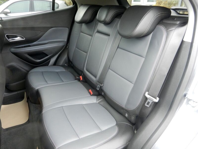 VAUXHALL MOKKA